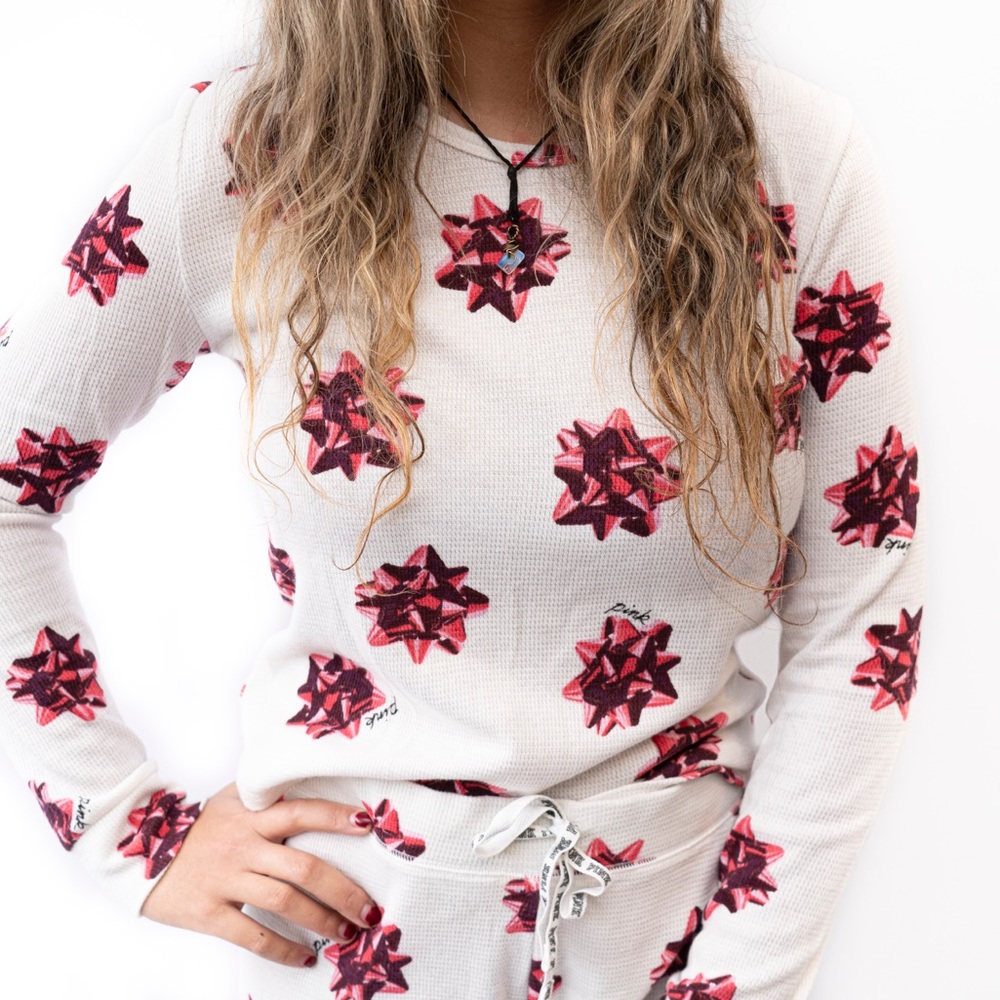 PINK Holiday Bow Thermal Sleepwear Set